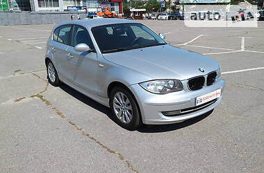 Хэтчбек BMW 1 Series 2010 в Харькове