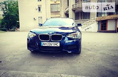 Хетчбек BMW 1 Series 2015 в 