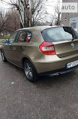 Хэтчбек BMW 1 Series 2005 в Запорожье