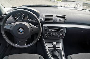 Хэтчбек BMW 1 Series 2006 в Запорожье