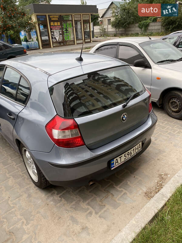 Хэтчбек BMW 1 Series 2005 в Житомире фото 6 Хэтчбек BMW 1 Series 2005 в Житомире