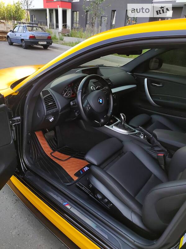 Купе BMW 1 Series 2012 в Хмельницком