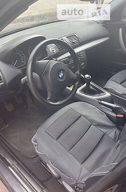 Хетчбек BMW 1 Series 2005 в Тисмениці