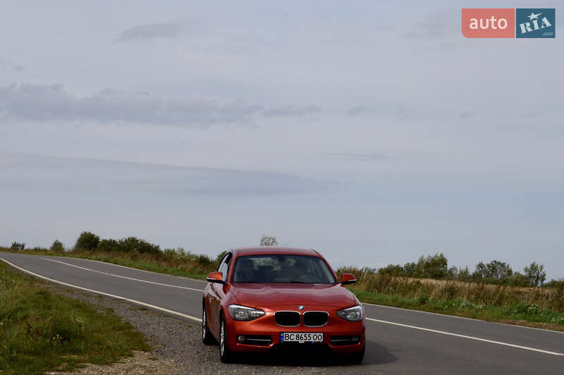 Хэтчбек BMW 1 Series 2012 в Львове