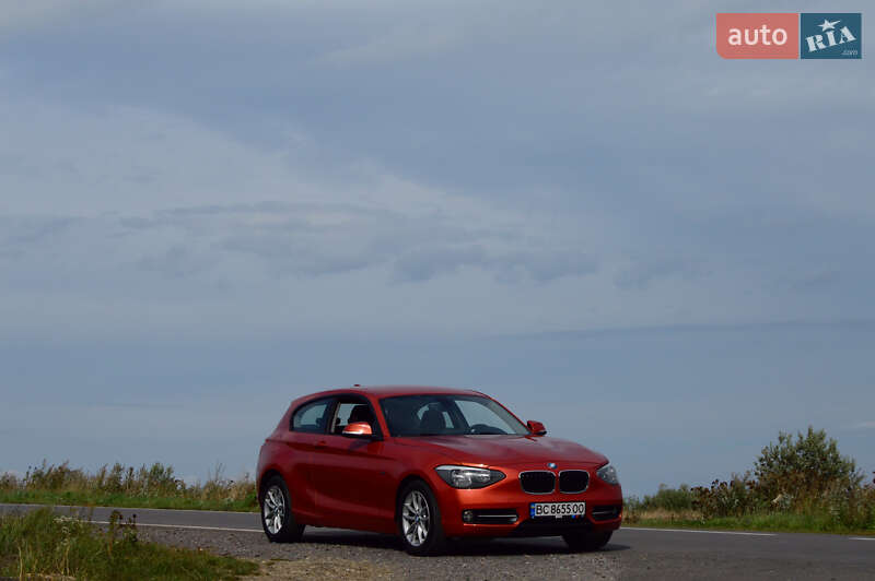 Хэтчбек BMW 1 Series 2012 в Львове