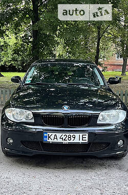 Хэтчбек BMW 1 Series 2004 в Чернигове