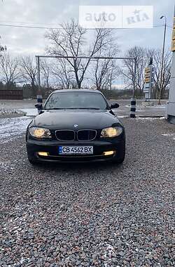 Хэтчбек BMW 1 Series 2008 в Чернигове