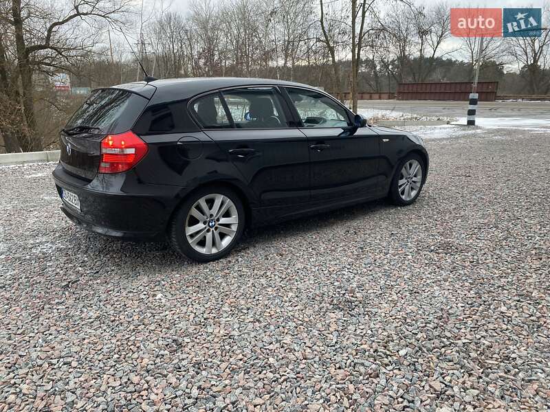 Хэтчбек BMW 1 Series 2008 в Чернигове