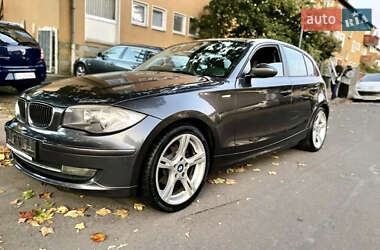 Хэтчбек BMW 1 Series 2007 в Мукачево