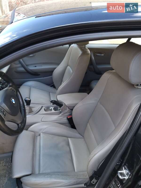 Хэтчбек BMW 1 Series 2006 в Львове