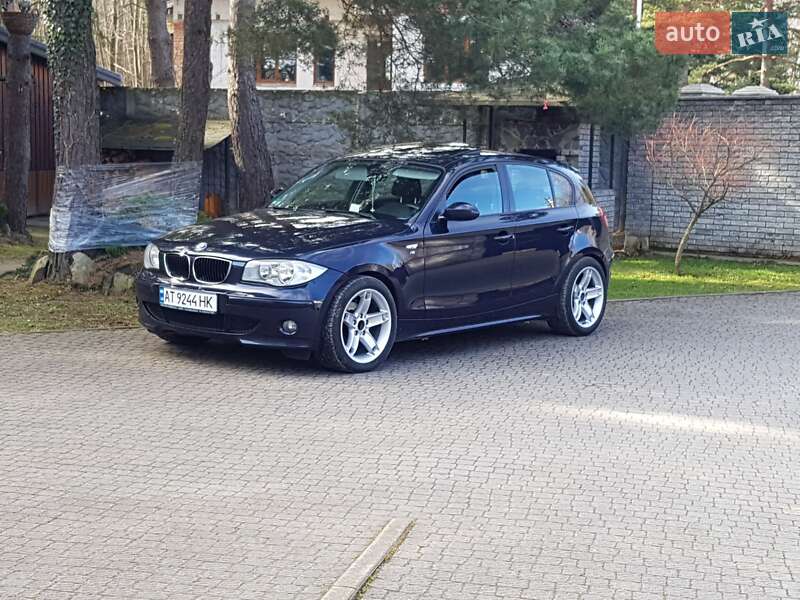 Хэтчбек BMW 1 Series 2006 в Долине