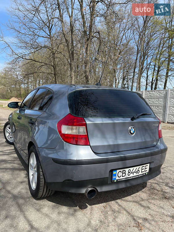 Хэтчбек BMW 1 Series 2004 в Чернигове