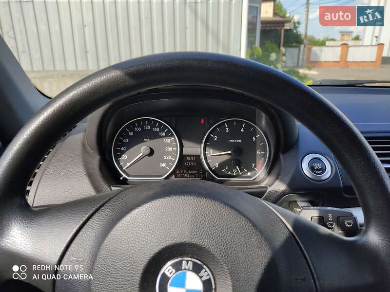 Хетчбек BMW 1 Series 2008 в Сумах