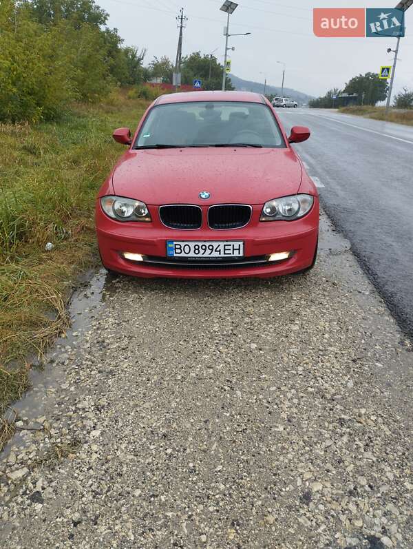 Хэтчбек BMW 1 Series 2010 в Теофиполе фото 6 Хэтчбек BMW 1 Series 2010 в Теофиполе