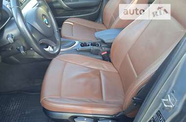 Хэтчбек BMW 1 Series 2010 в Днепре