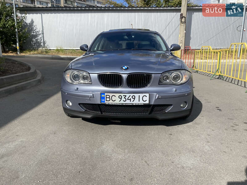 Хетчбек BMW 1 Series 2004 в Києві