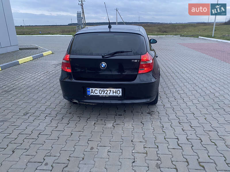 Хетчбек BMW 1 Series 2008 в Луцьку
