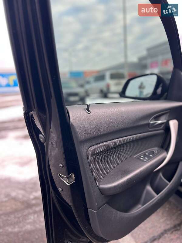 Хэтчбек BMW 1 Series 2014 в Полтаве