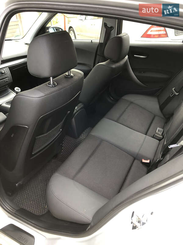 Хэтчбек BMW 1 Series 2006 в Черновцах фото 15 Хэтчбек BMW 1 Series 2006 в Черновцах
