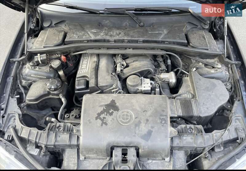 Хэтчбек BMW 1 Series 2006 в Киеве