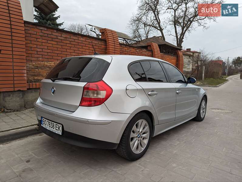 Хетчбек BMW 1 Series 2007 в Львові