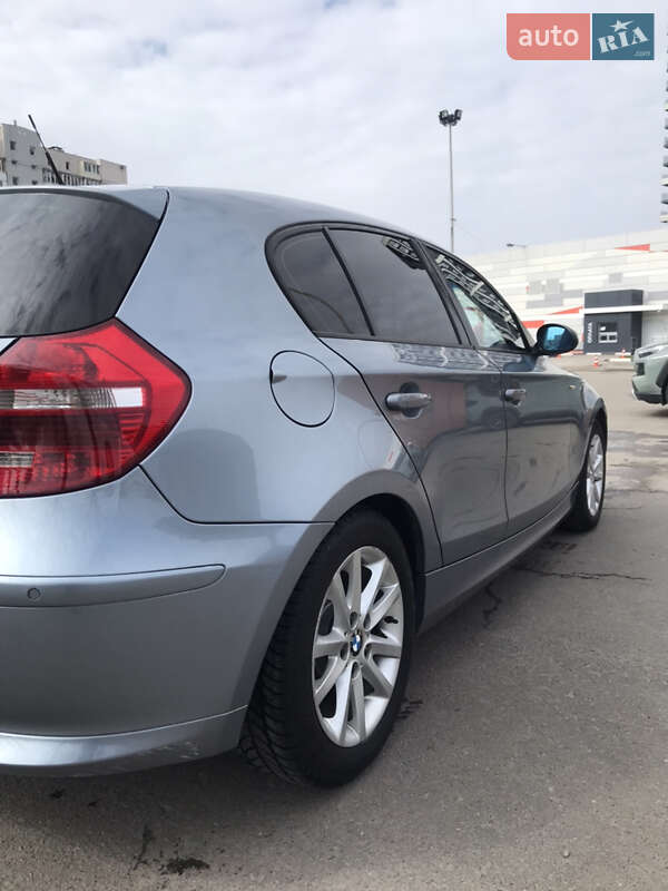 Хетчбек BMW 1 Series 2007 в Львові
