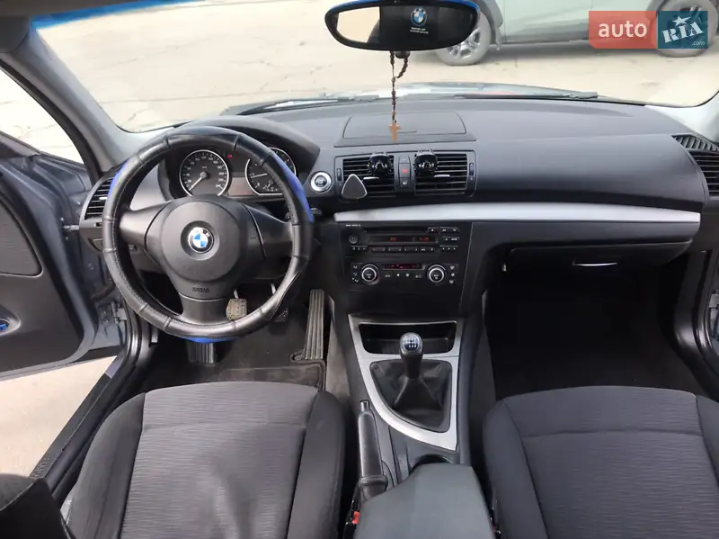 BMW 1 Series 2006 VIN WBAUF11080PT93738 фото оголошення 18 з 47