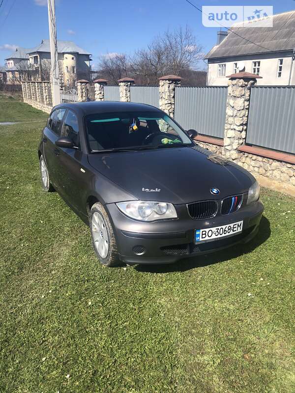Хетчбек BMW 1 Series 2006 в Тернополі