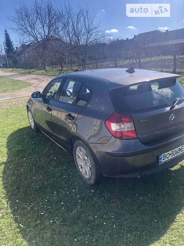 Хетчбек BMW 1 Series 2006 в Тернополі