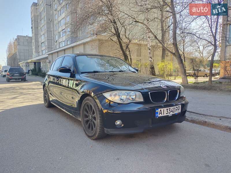 Хэтчбек BMW 1 Series 2005 в Белой Церкви
