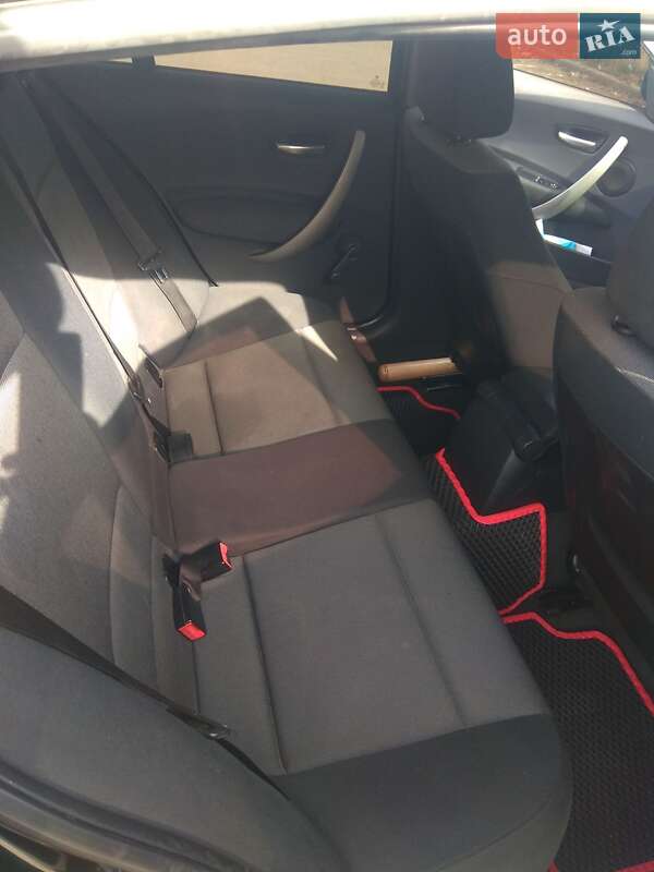 Хэтчбек BMW 1 Series 2005 в Харькове фото 5 Хэтчбек BMW 1 Series 2005 в Харькове