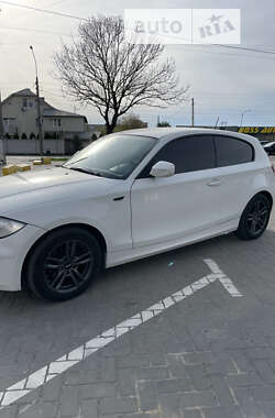 Хетчбек BMW 1 Series 2011 в Івано-Франківську