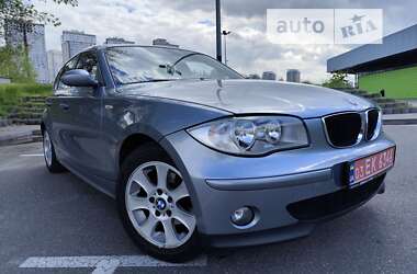 Хэтчбек BMW 1 Series 2005 в Киеве