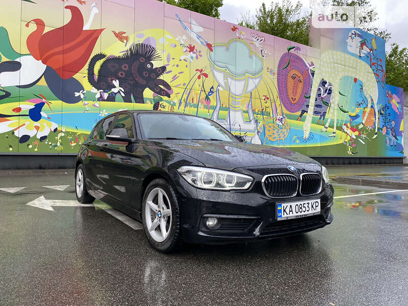 Хэтчбек BMW 1 Series 2016 в Киеве