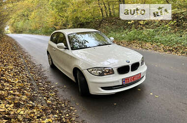 Купе BMW 1 Series 2010 в Львове