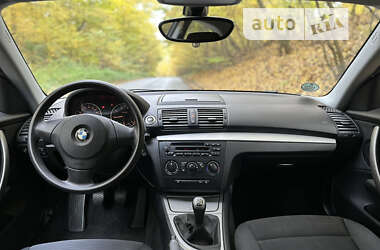 Купе BMW 1 Series 2010 в Львове