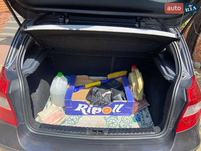 Хэтчбек BMW 1 Series 2005 в Киеве фото 10 Хэтчбек BMW 1 Series 2005 в Киеве