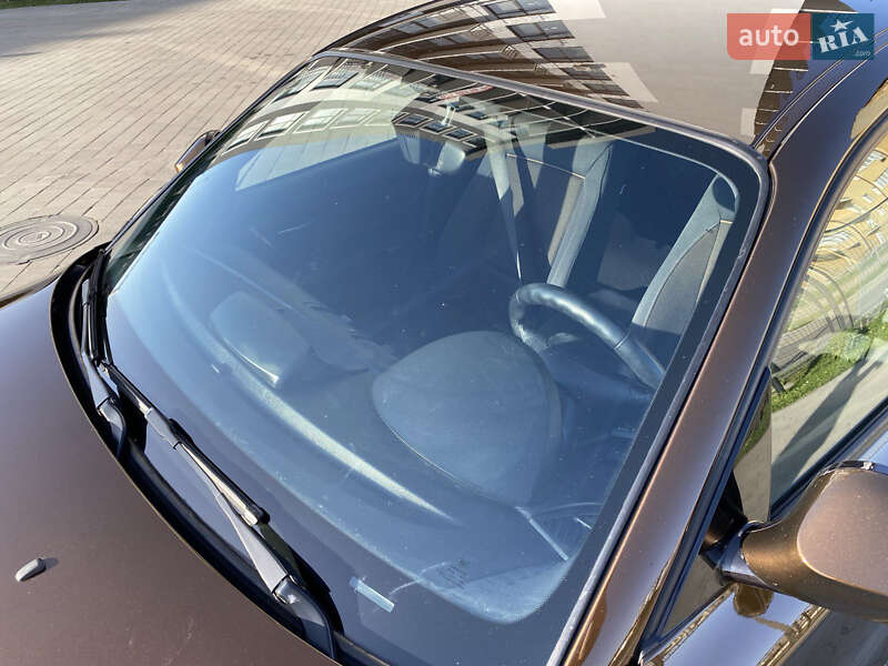 Хэтчбек BMW 1 Series 2011 в Ивано-Франковске