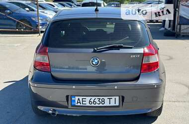 Хетчбек BMW 1 Series 2006 в Запоріжжі