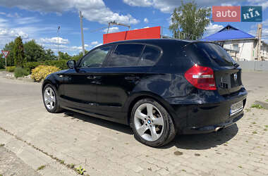 Хетчбек BMW 1 Series 2009 в Мукачевому