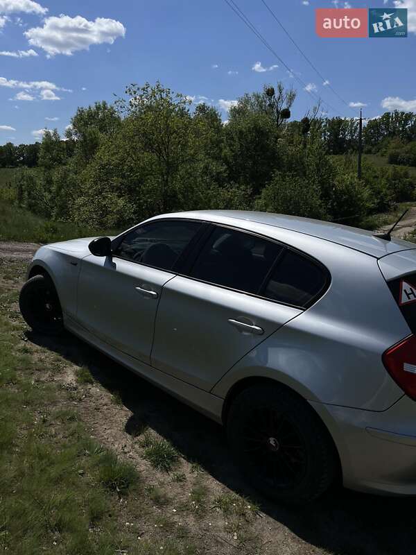 Хэтчбек BMW 1 Series 2009 в Белой Церкви фото 7 Хэтчбек BMW 1 Series 2009 в Белой Церкви