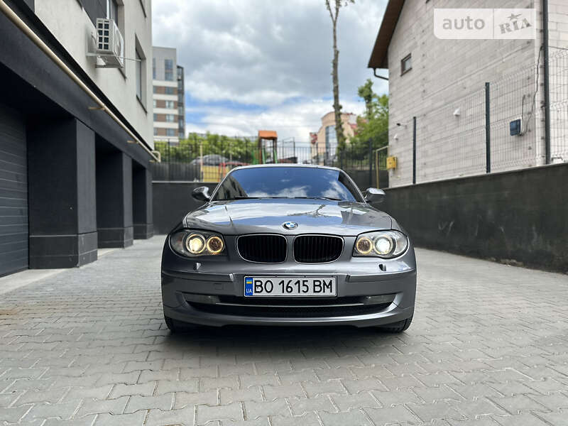 Хетчбек BMW 1 Series 2011 в Тернополі