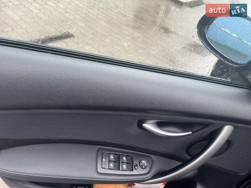 Хетчбек BMW 1 Series 2007 в Мукачевому