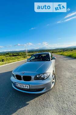 Хэтчбек BMW 1 Series 2009 в Львове