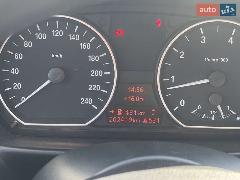 Хетчбек BMW 1 Series 2010 в Києві