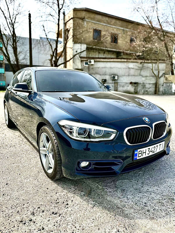 Хетчбек BMW 1 Series 2016 в Одесі