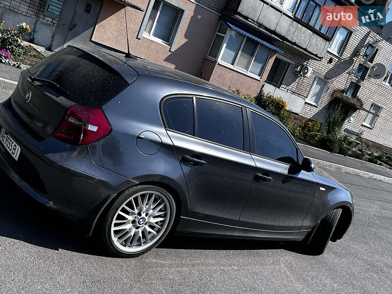 Хэтчбек BMW 1 Series 2007 в Межевой