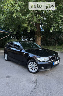 Хэтчбек BMW 1 Series 2006 в Львове