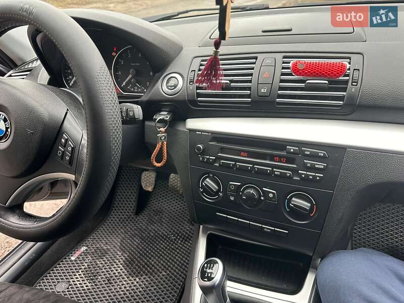 Хэтчбек BMW 1 Series 2008 в Жмеринке фото 9 Хэтчбек BMW 1 Series 2008 в Жмеринке