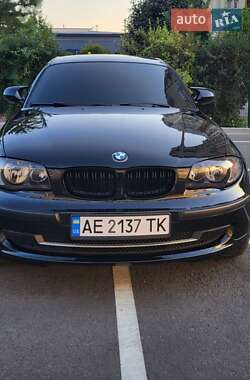 Хэтчбек BMW 1 Series 2010 в Днепре